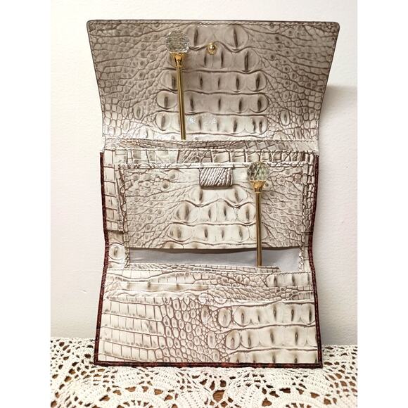 NWOT BRAHMIN Cordelia Croc Embossed Leather Trifold Checkbook Wallet - Picture 4 of 5